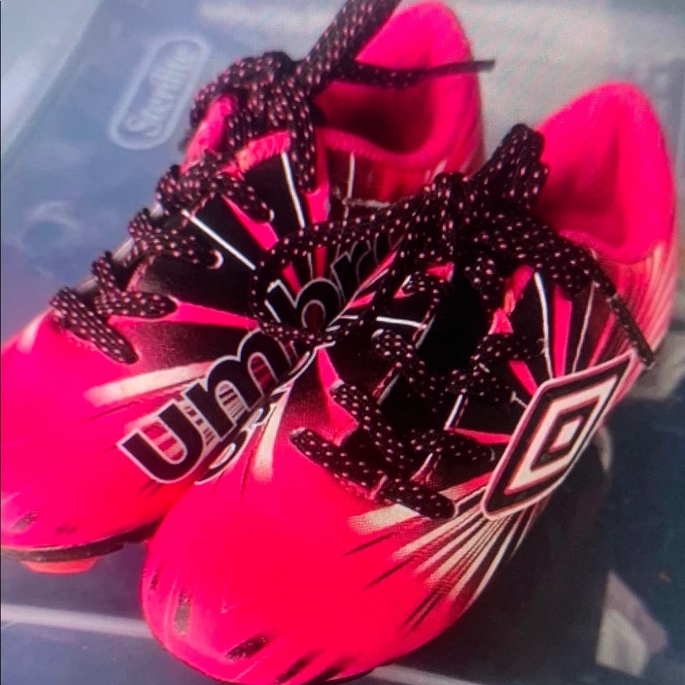 Toddler girls umbro cleats